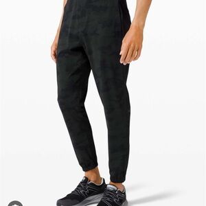 NWT Lululemon Surge Camo Jogger ‘29 inch